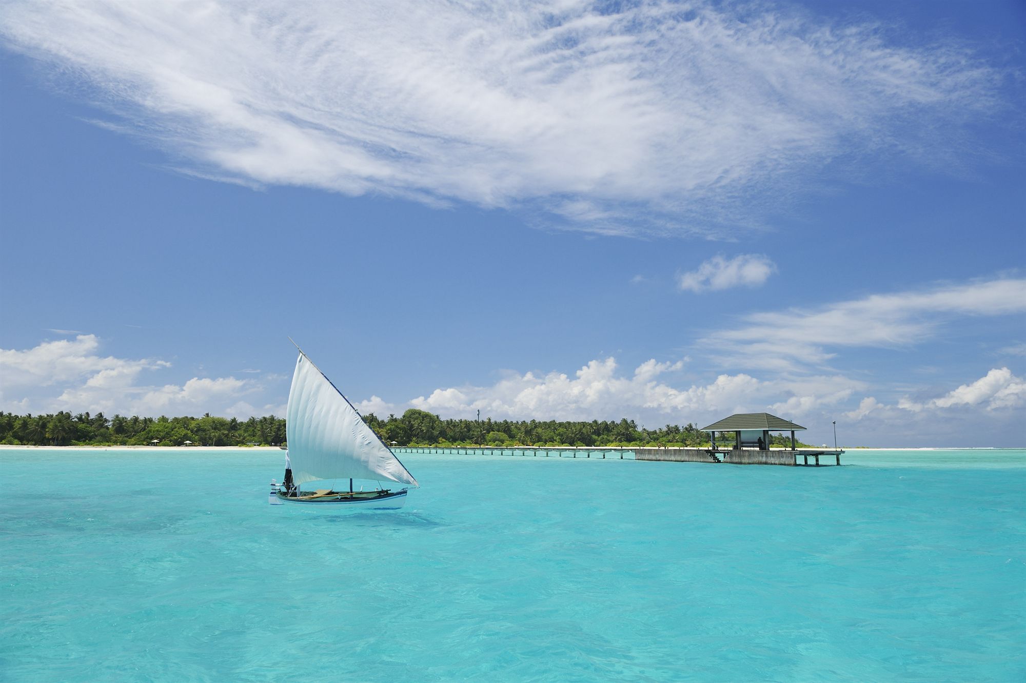 Holiday Island Resort & Spa Maamigili Island Exterior photo